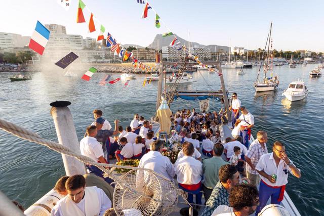 Barco Virgen del Carmen